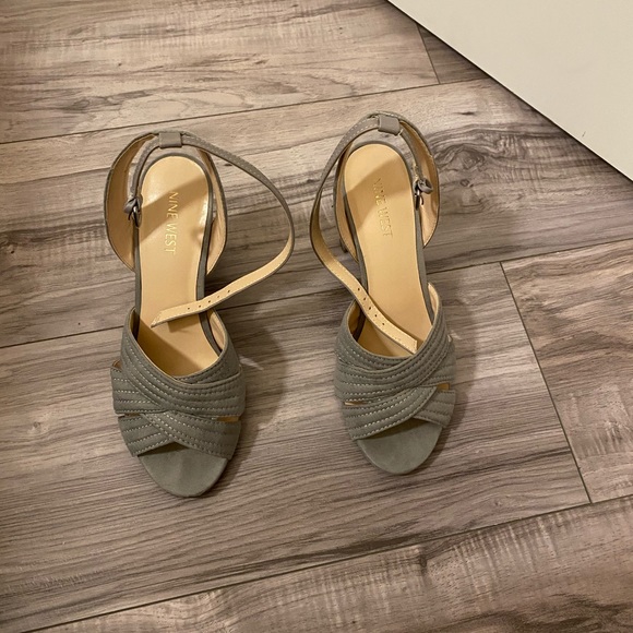 Nine West high heels. - Picture 1 of 2